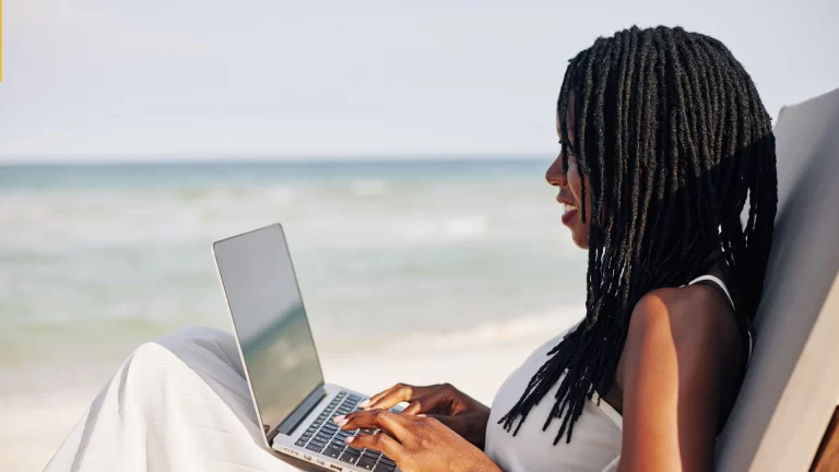 Best Freelance Websites to Earn $100/day Working From Home (2025 Guide)