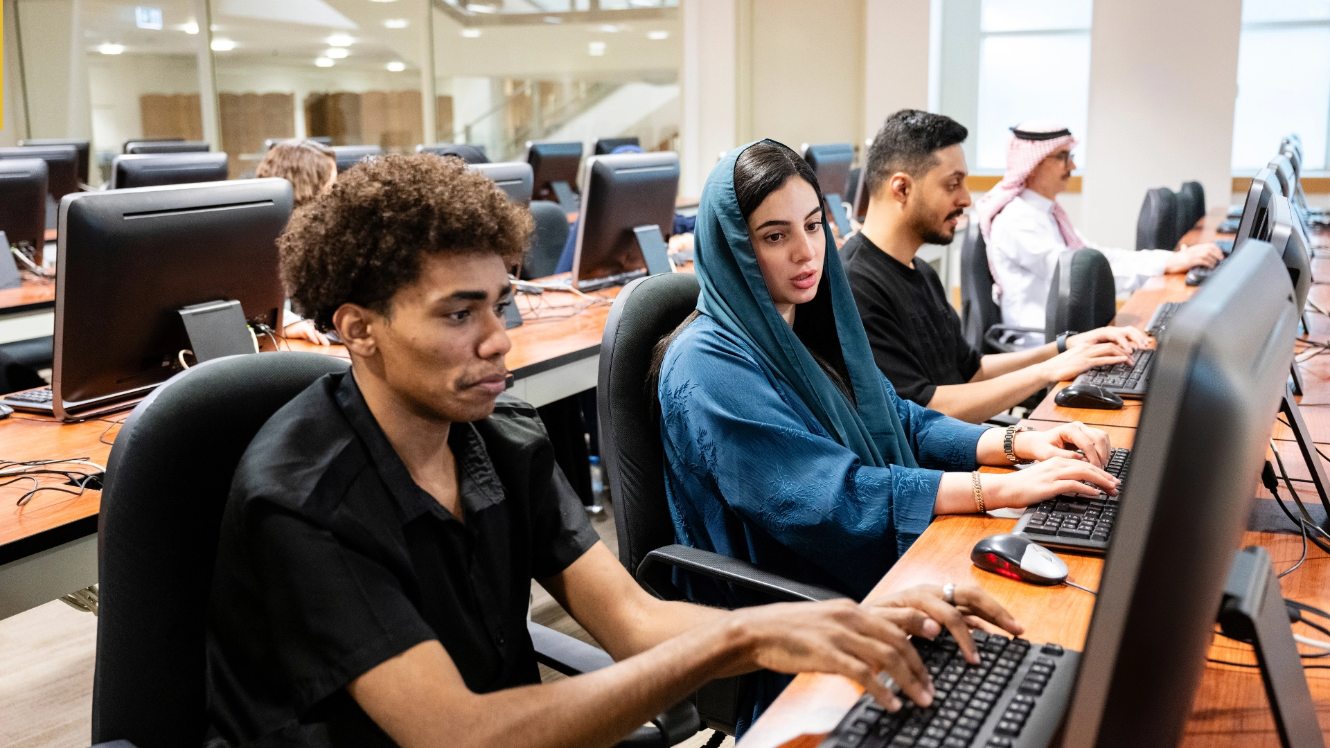 Deakin University Scholarships 2025 — Fully Funded Opportunities for International Students